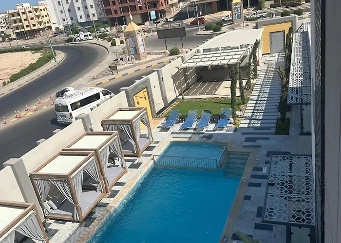 The D9 Luxury - Resort