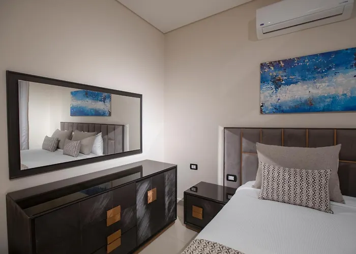 The D9 Luxury - Resort *